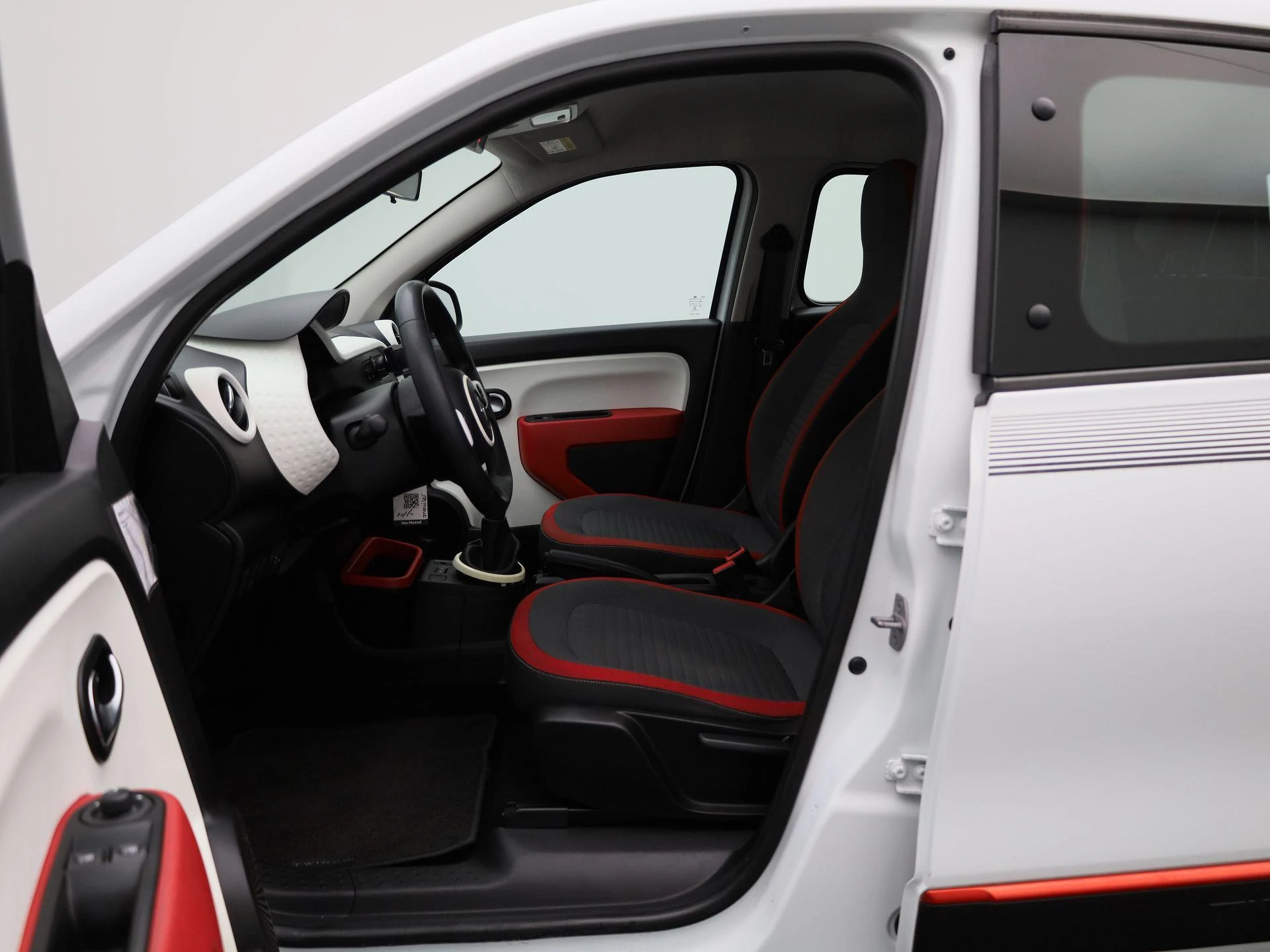 Renault-Twingo-image-8