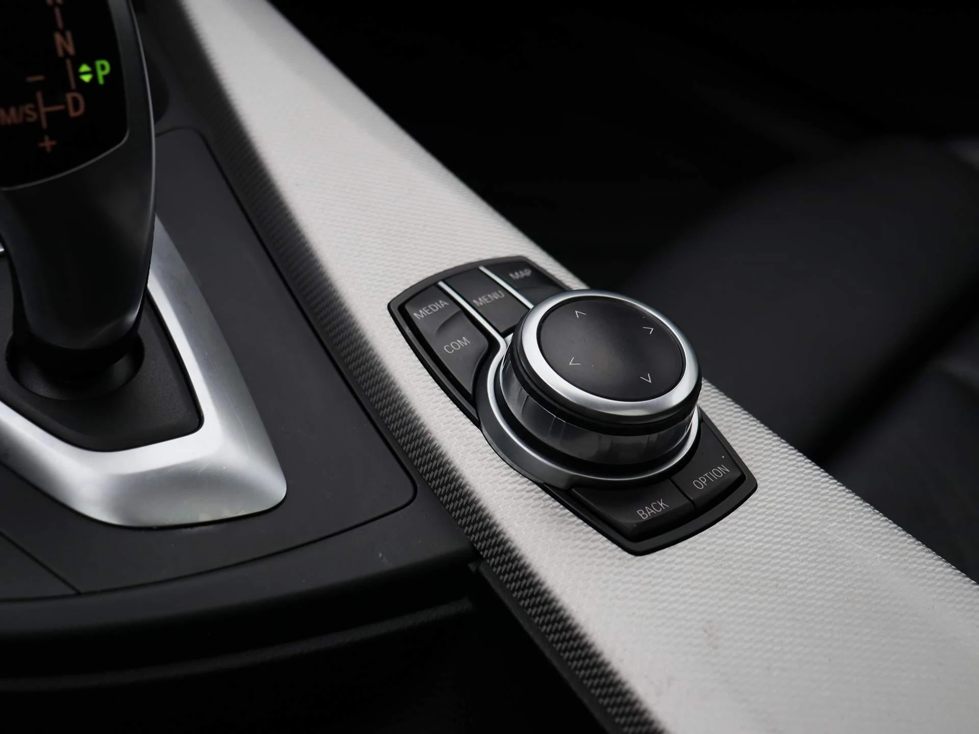 BMW-3 Serie-image-25