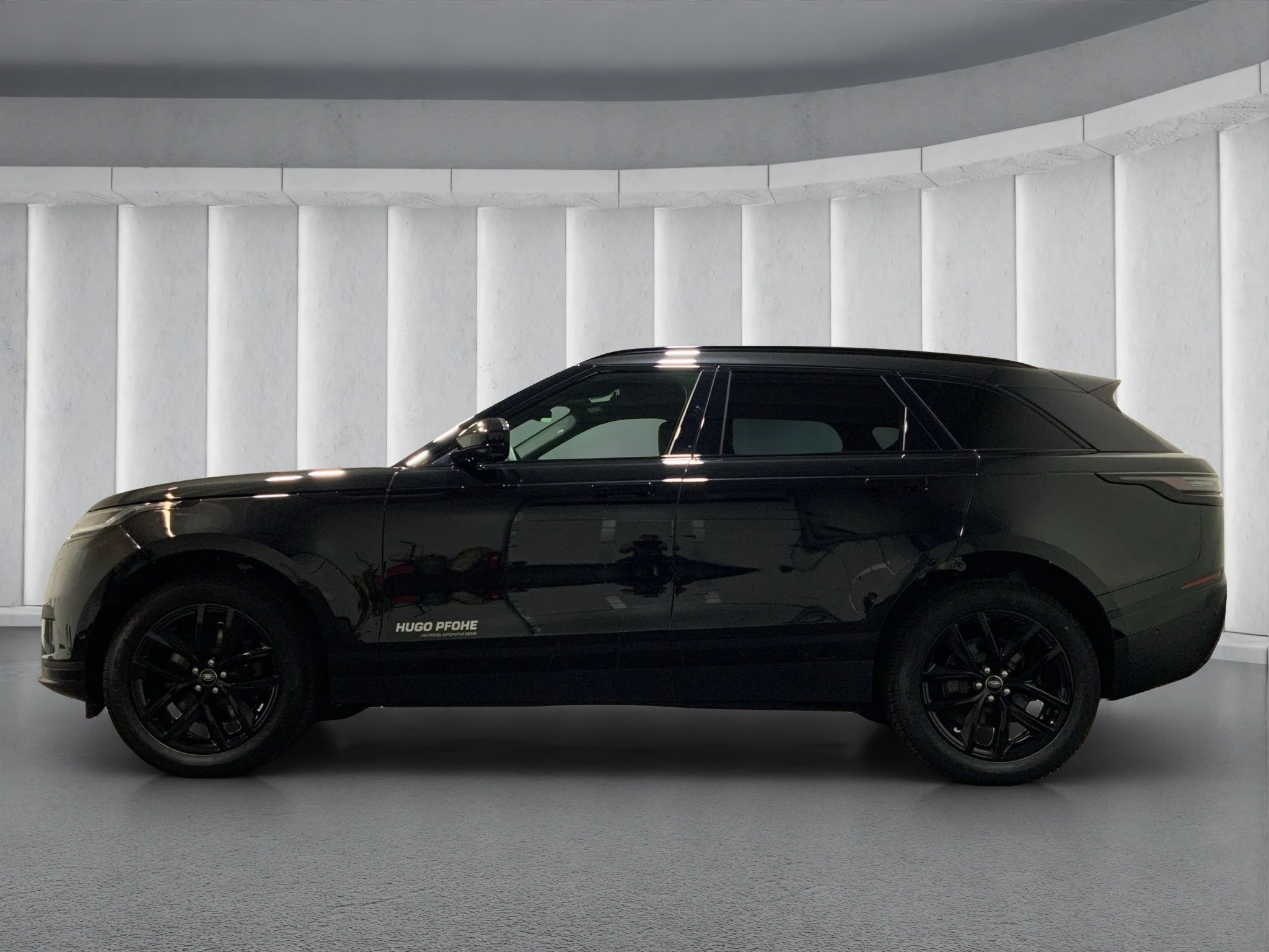 Land Rover Range Rover Velar S 2.0 D200 AWD Geländewagen. 150 kW. 5-türig