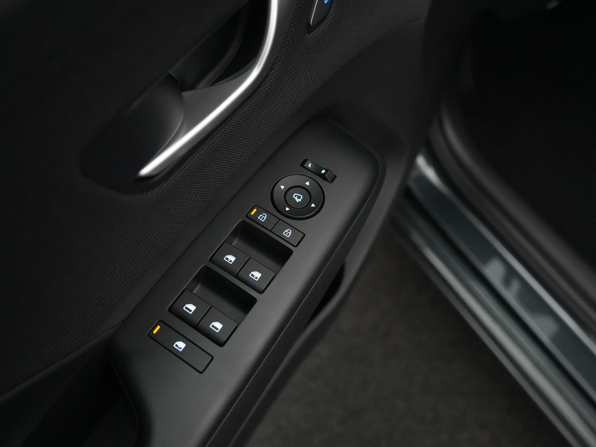 Hyundai-Kona-image-34
