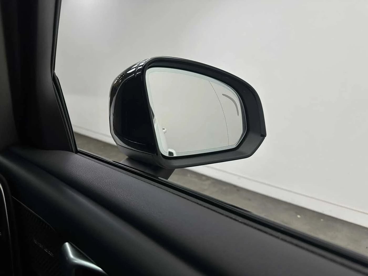Volvo-XC40-image-20