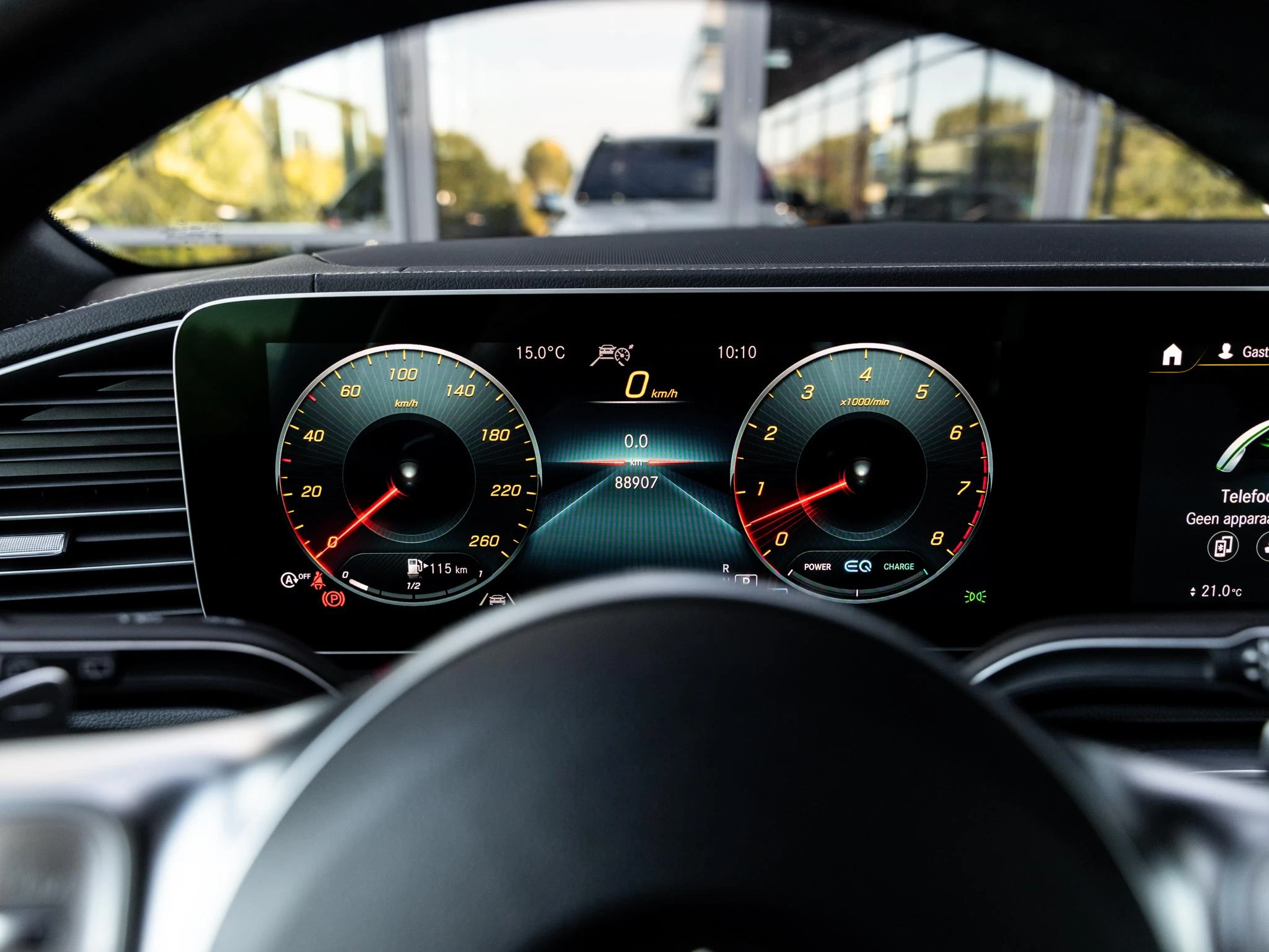 Mercedes-Benz-GLE-image-44