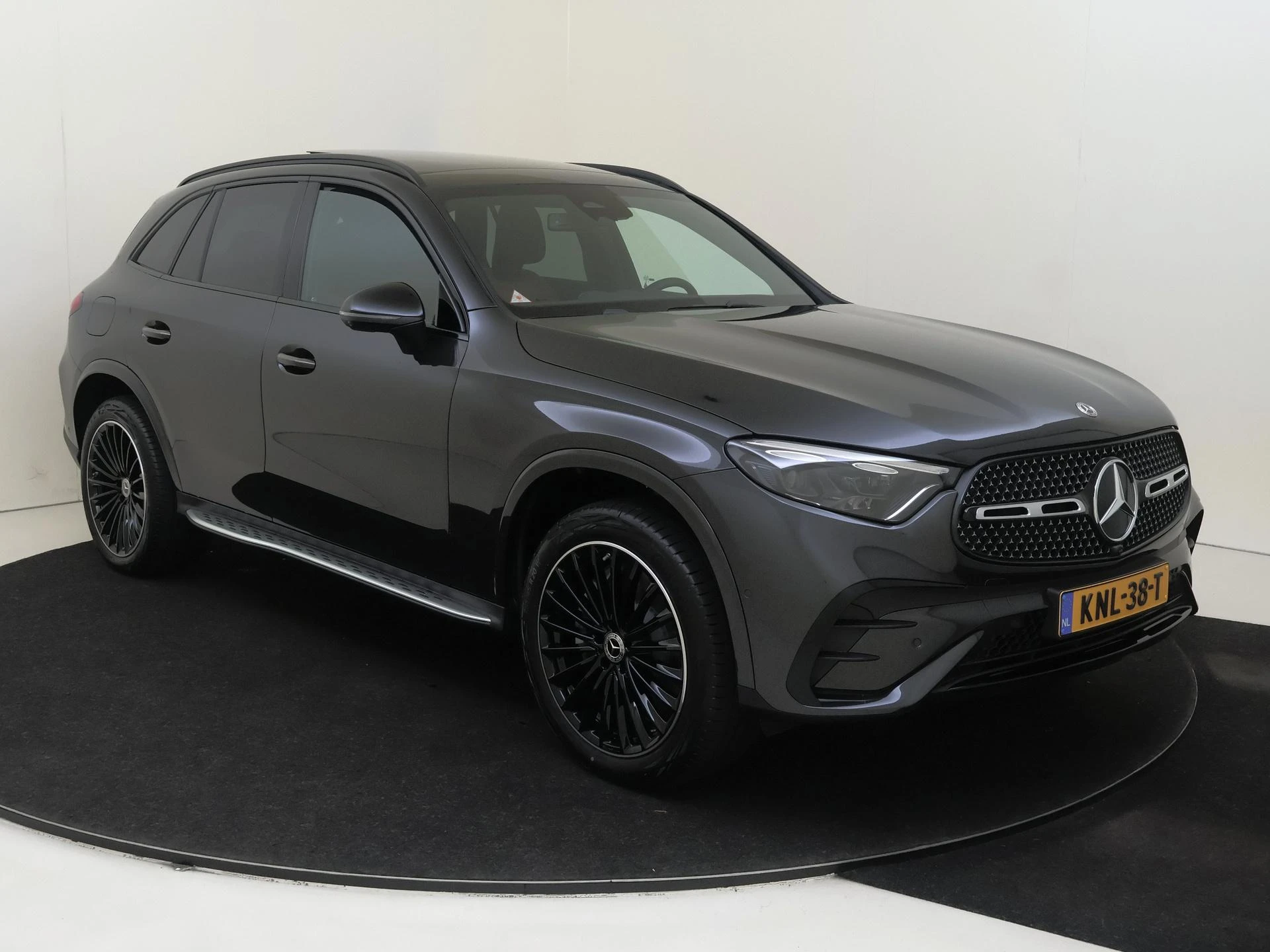 Mercedes-Benz GLC 300e 4MATIC Business Solution AMG