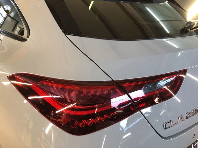 Mercedes-Benz-CLA-image-11