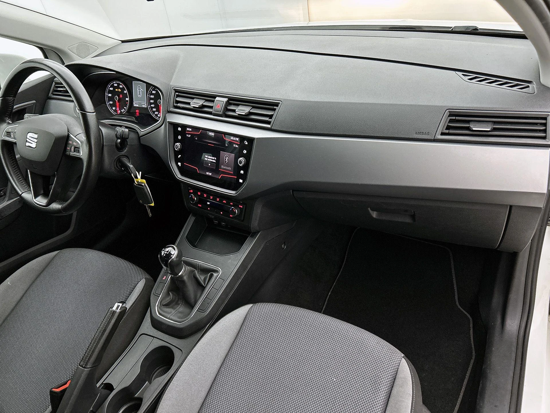 SEAT-Ibiza-image-10