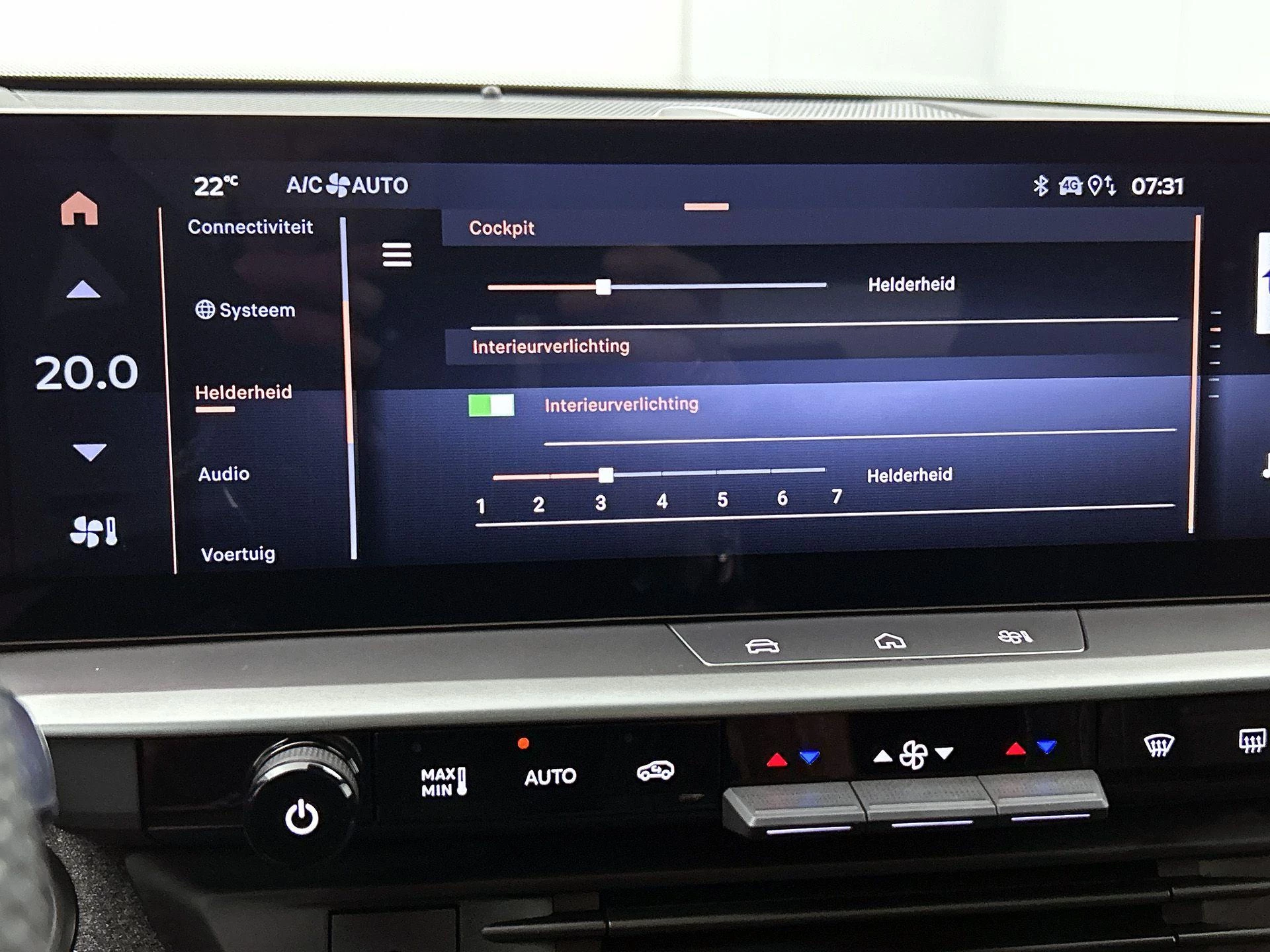 Opel-Grandland-image-46