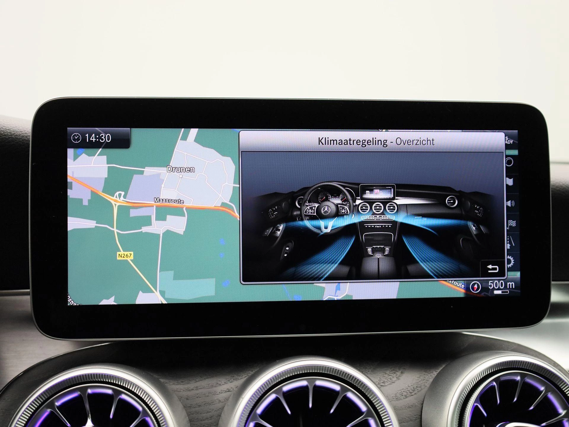 Mercedes-Benz-C-Klasse-image-18