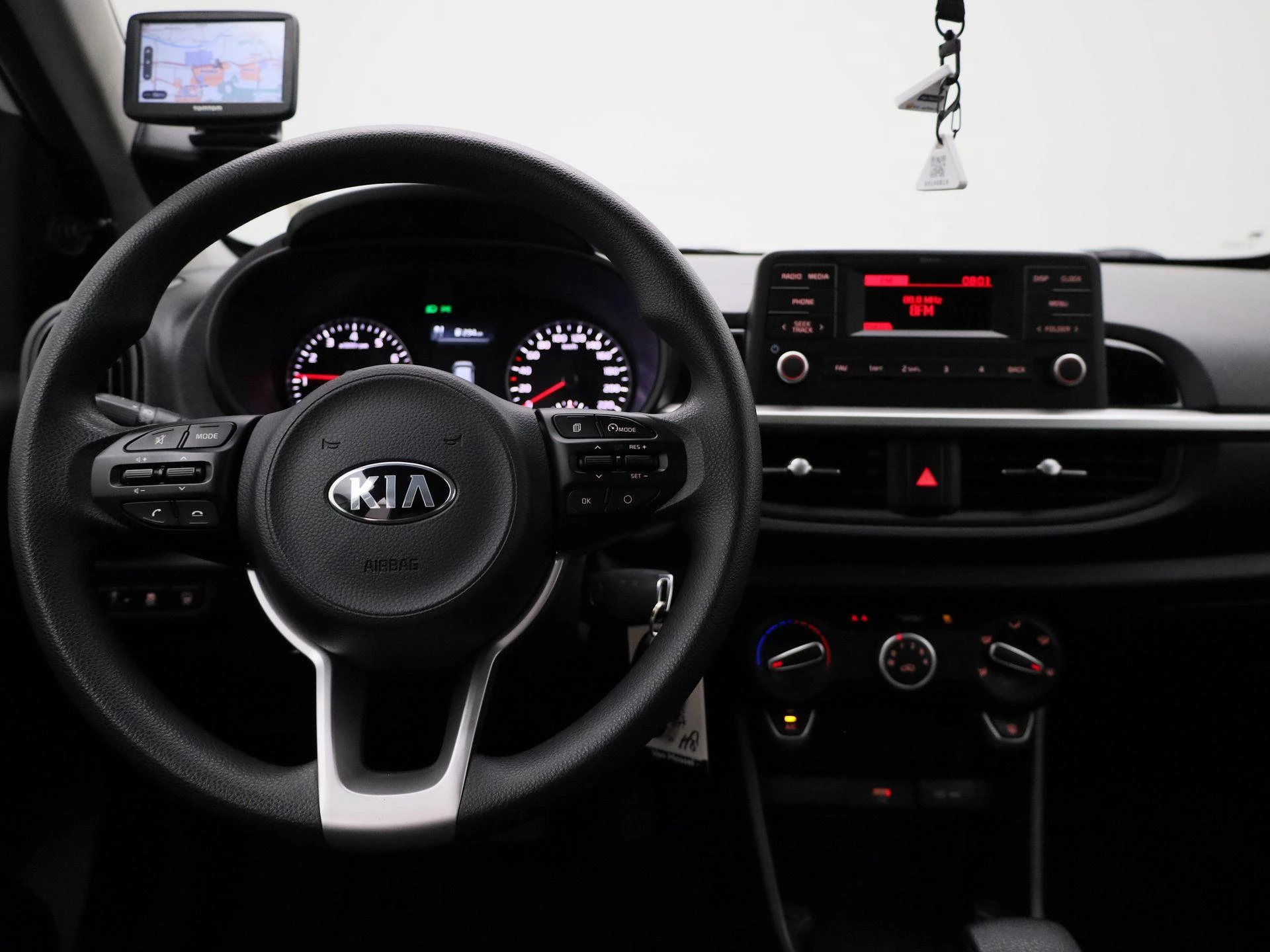 Kia-Picanto-image-6