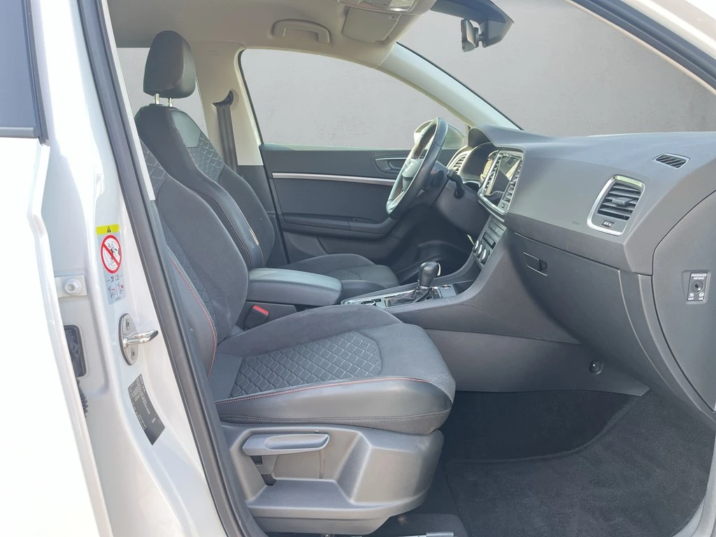 SEAT Ateca 2.0 TSI 4Drive DSG FR *Navi*ACC*AHK*