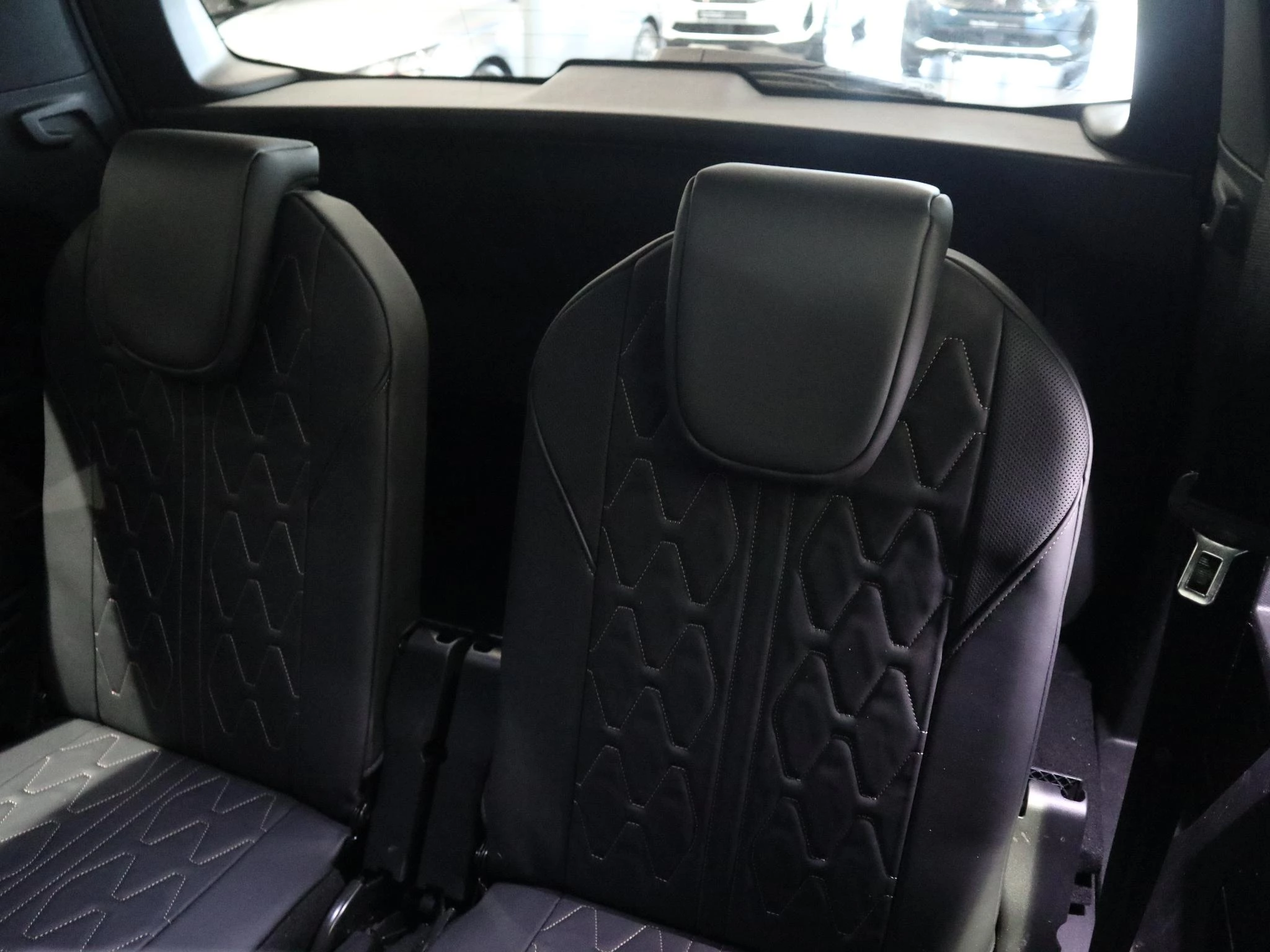 Peugeot-5008-image-27