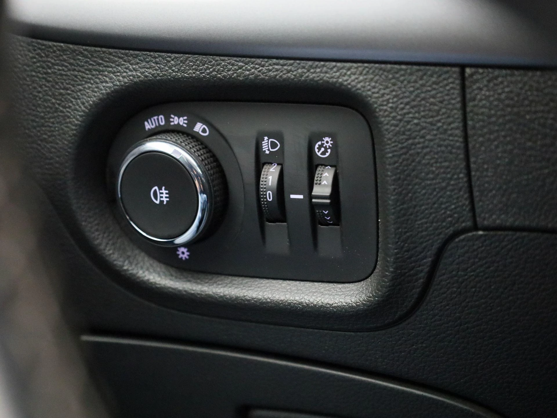 Opel-Astra-image-18