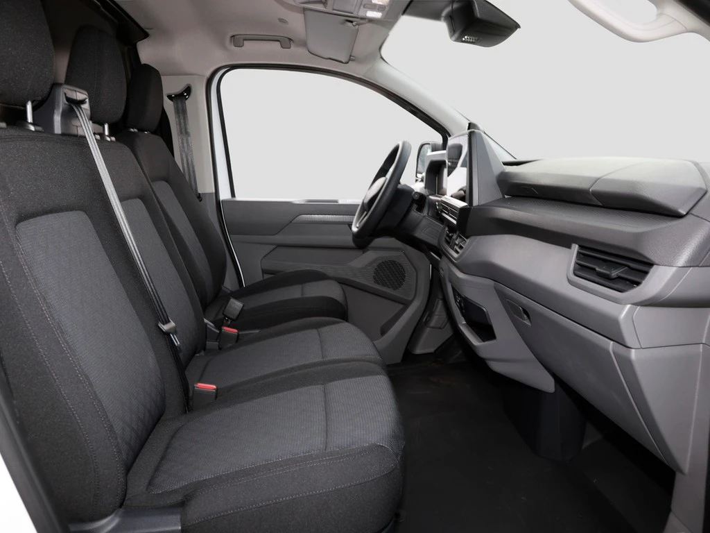 Volkswagen-Transporter-image-5