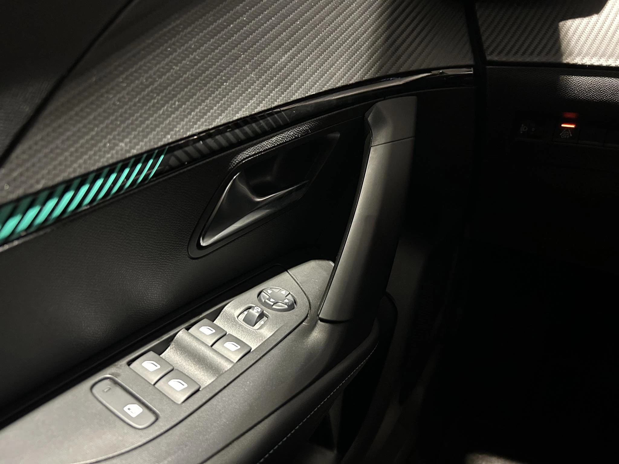 Peugeot 2008 1.2 PureTech Allure Pack