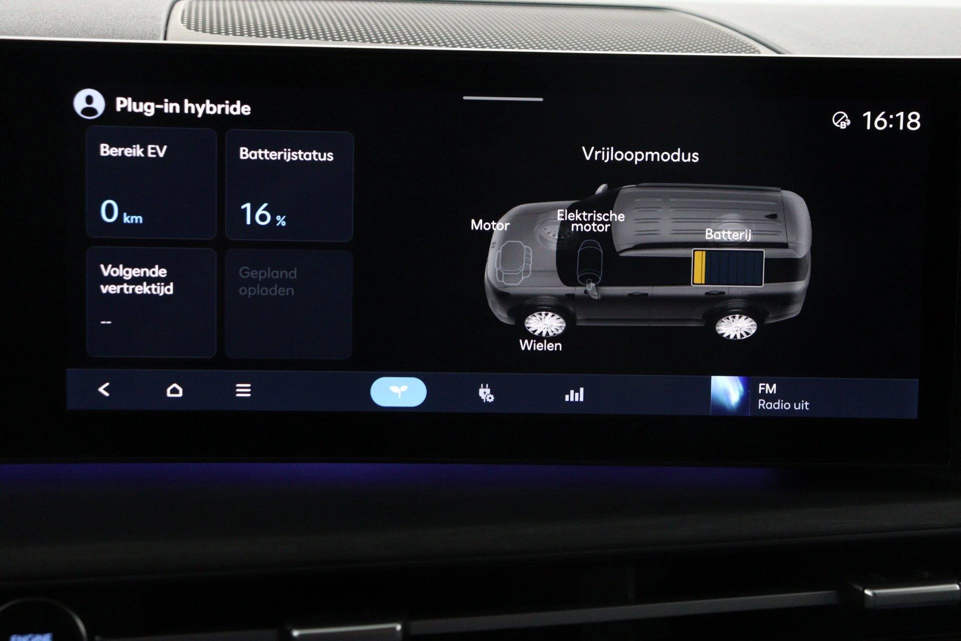 Hyundai-Santa Fe-image-66