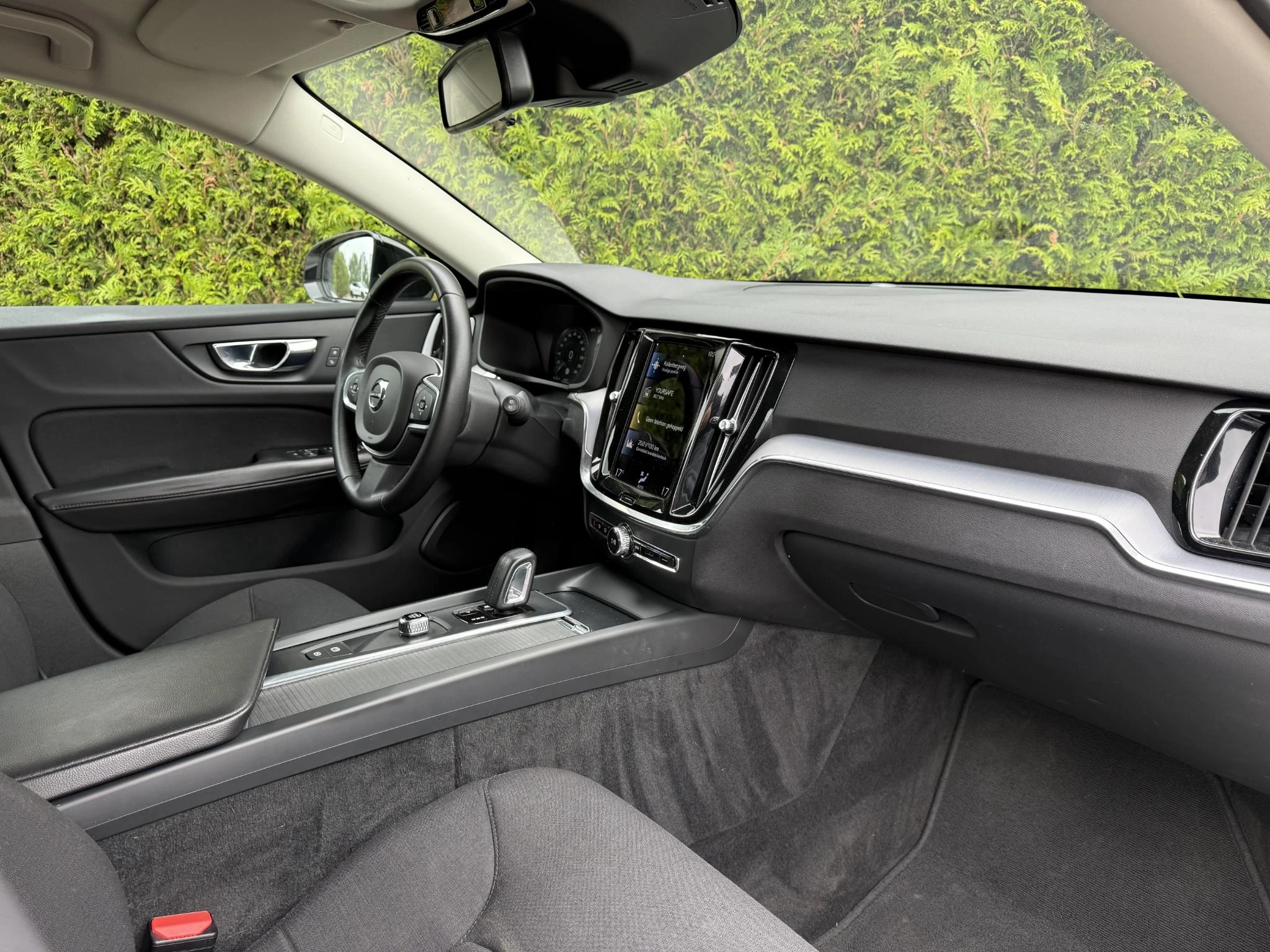 Volvo V60 B3 Momentum Advantage