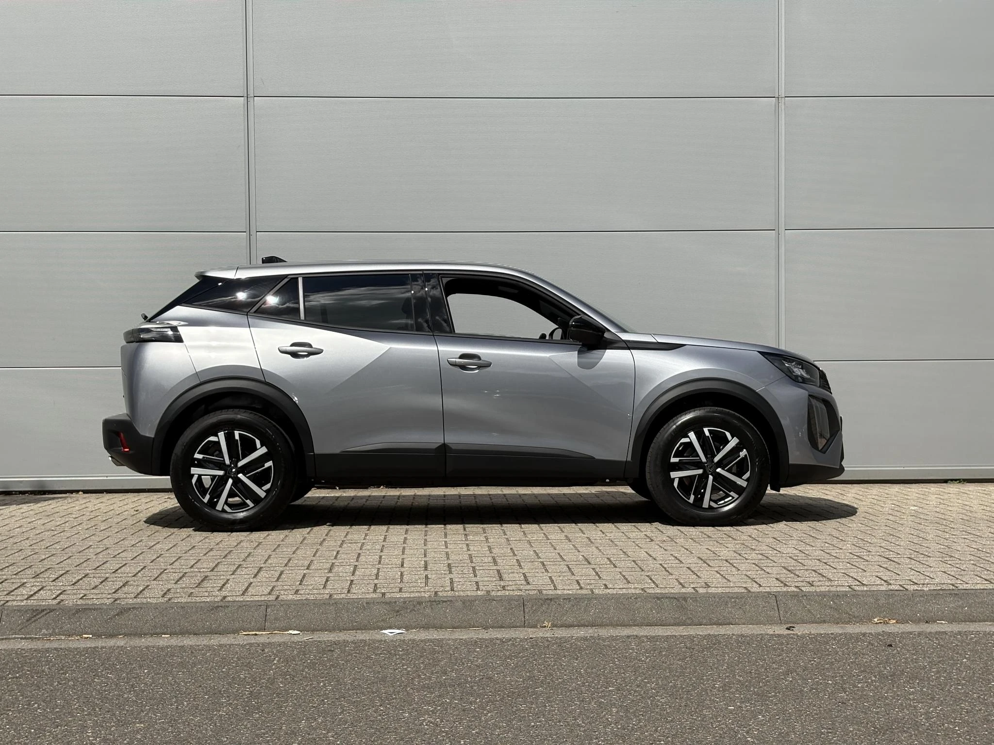 Peugeot-2008-image-6