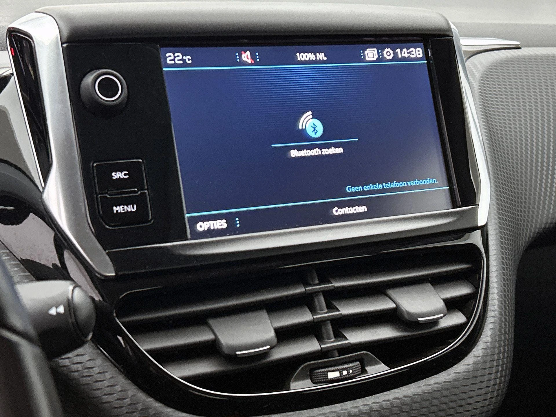 Peugeot-2008-image-14