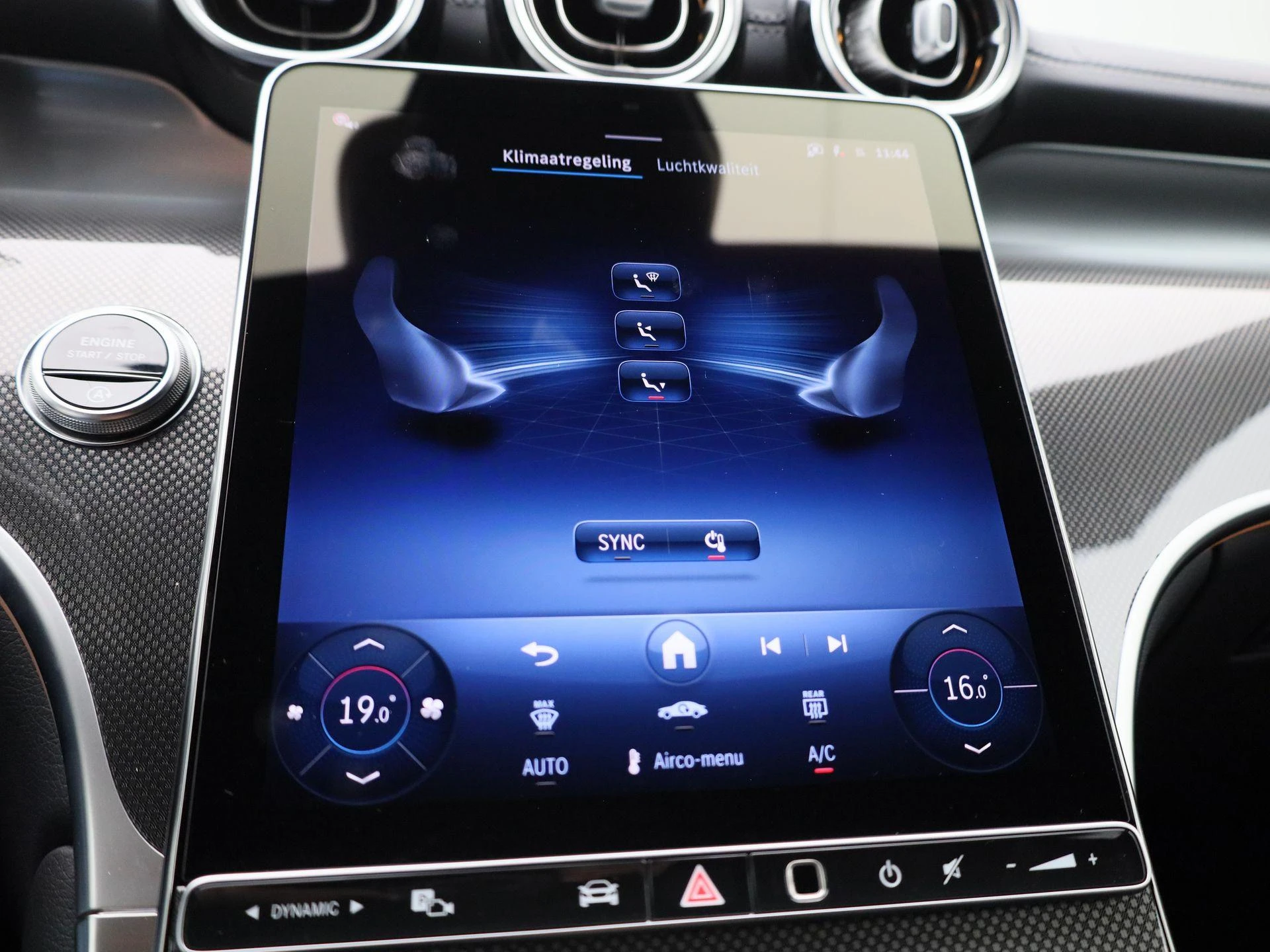 Mercedes-Benz-GLC-image-18