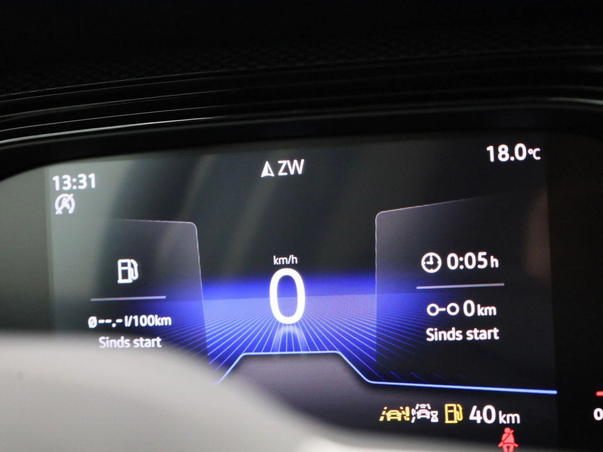 Volkswagen-Polo-image-22