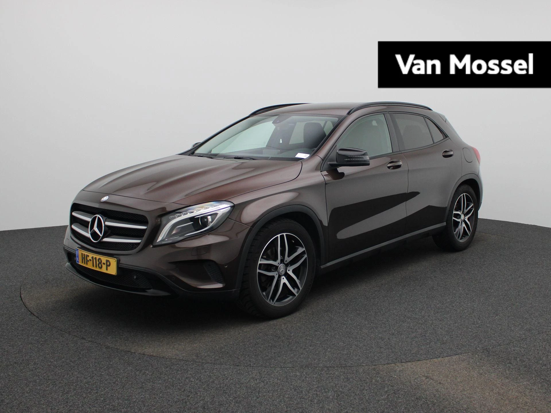 Mercedes-Benz-GLA-image-0