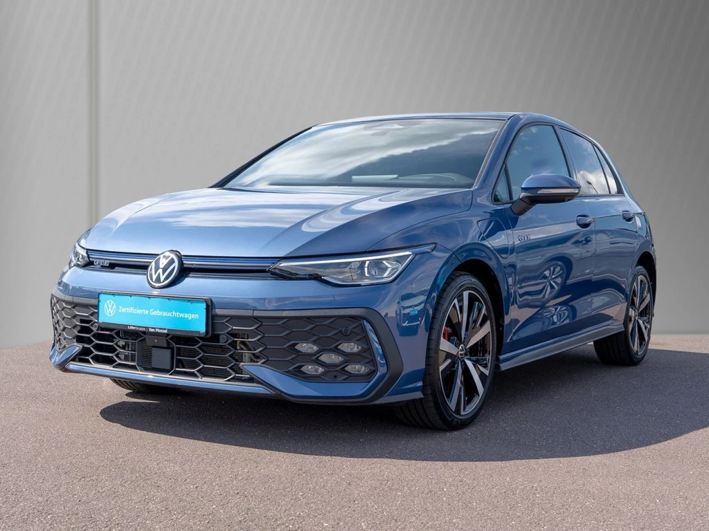 Volkswagen-Golf-image-1