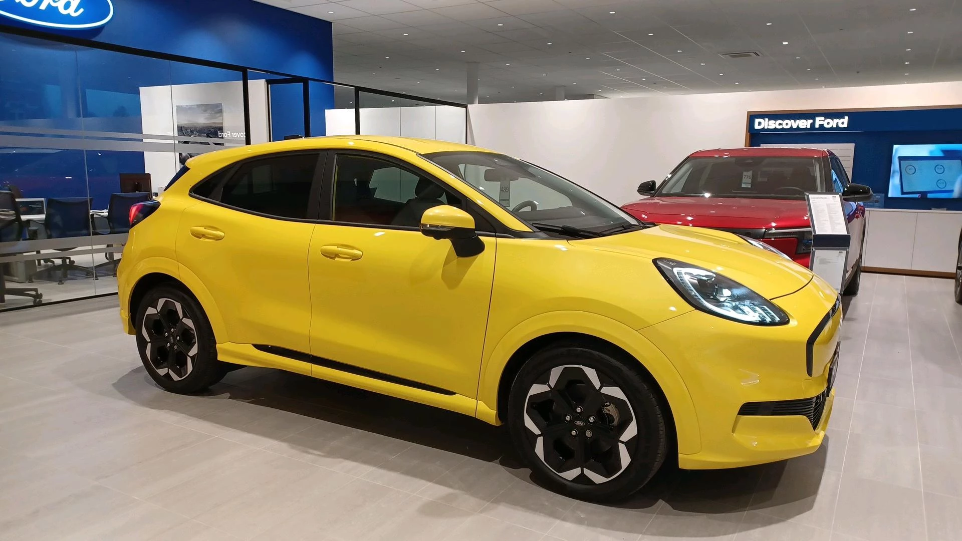 Ford Puma Gen-E 43kWh Premium|360°|Winterpack|Range 376km