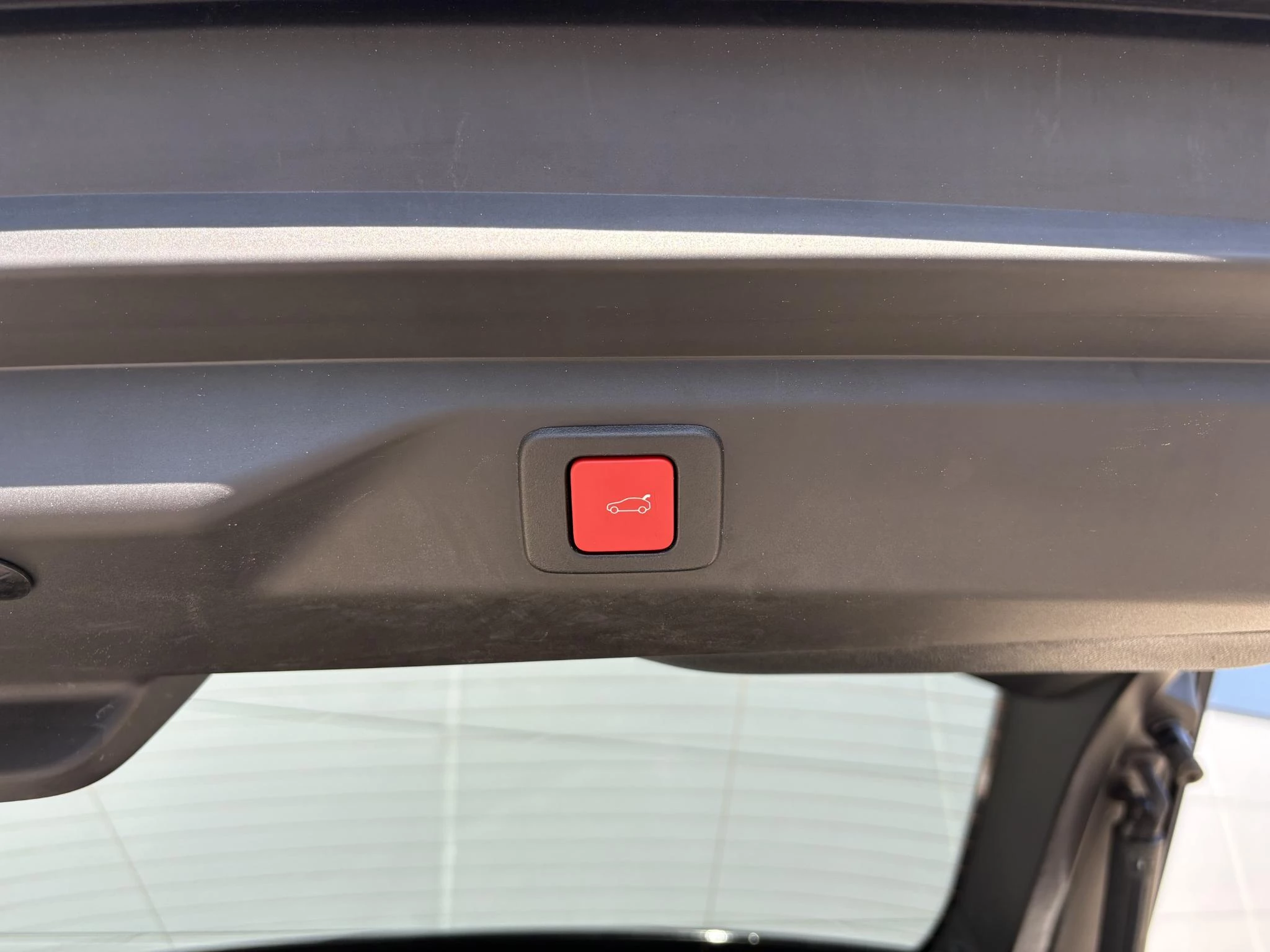 Peugeot-e-3008-image-22