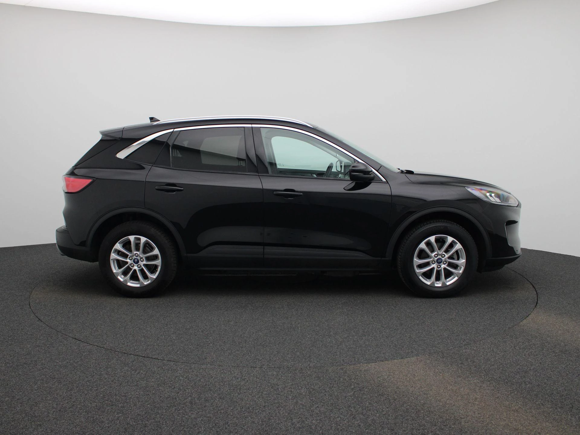 Ford-Kuga-image-5