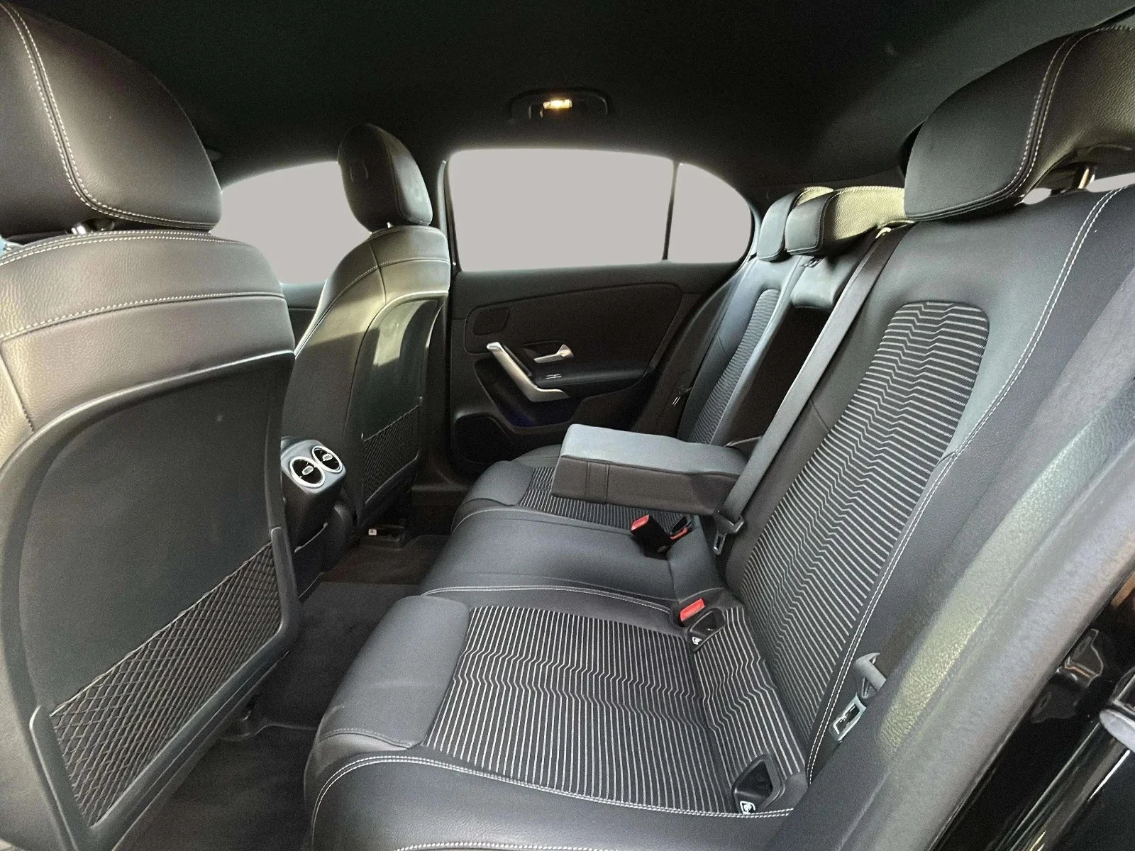 Mercedes-Benz-A-Klasse-image-19