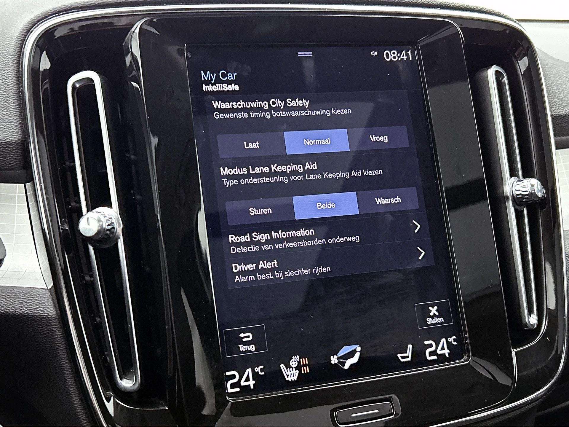 Volvo-XC40-image-14