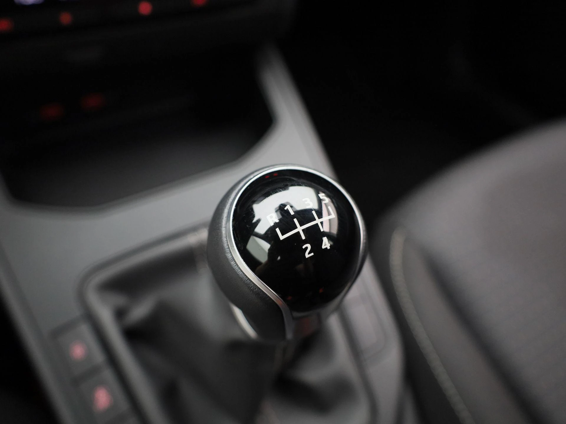 SEAT-Ibiza-image-24