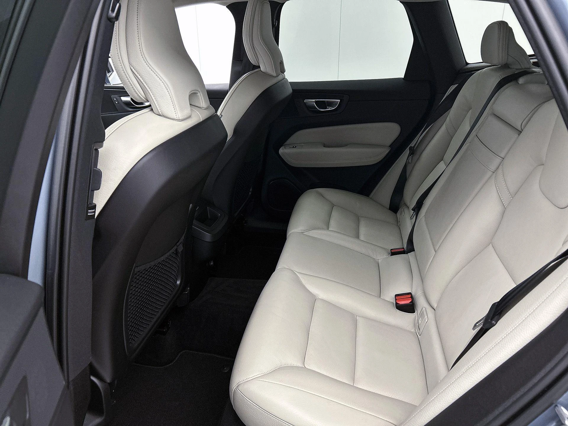 Volvo-XC60-image-28