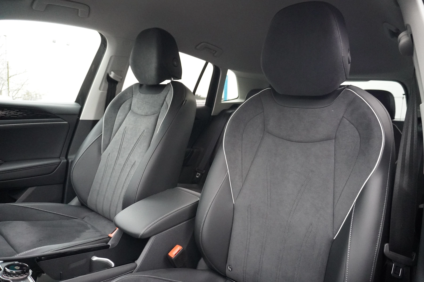 Volkswagen-Tiguan-image-41