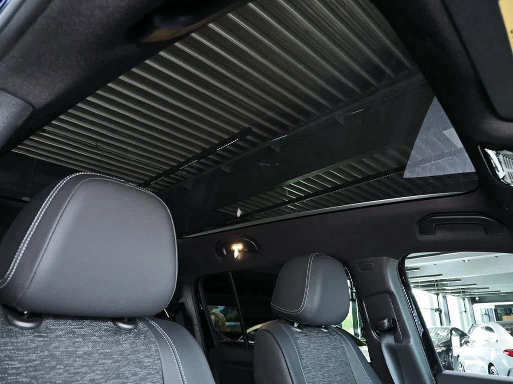 Mercedes-Benz-GLB 250+-image-11