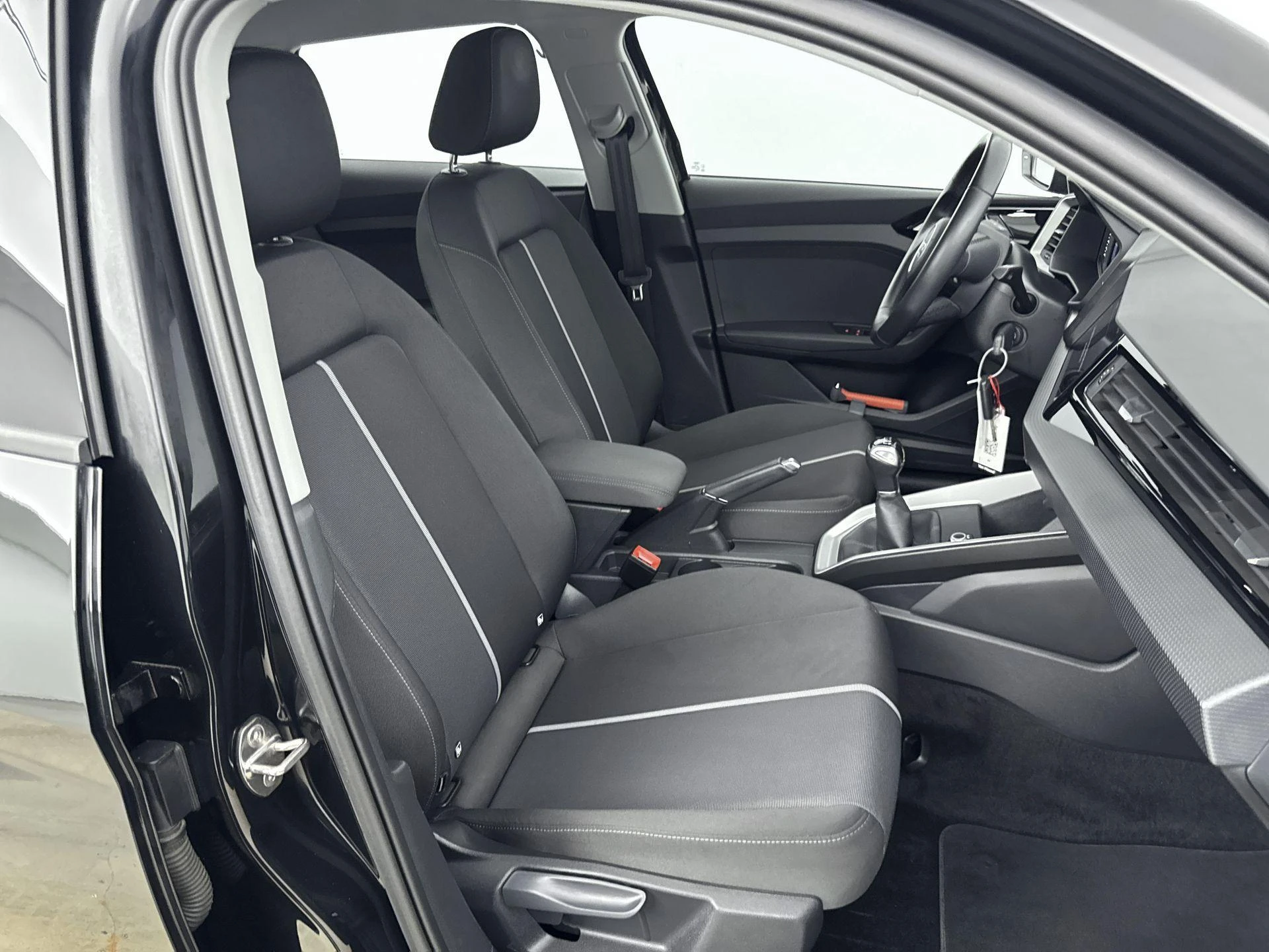Audi-A1 Sportback-image-9