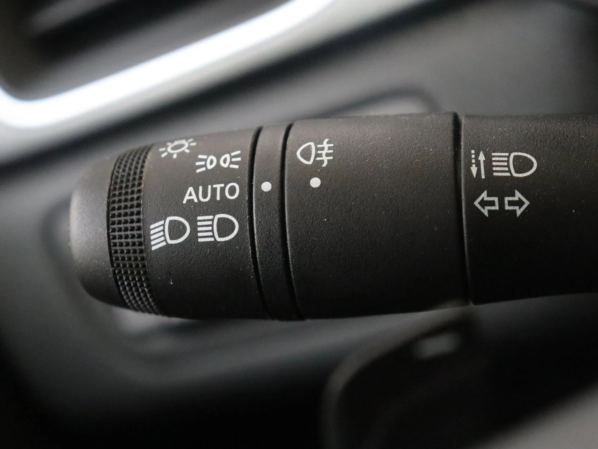 Renault-Captur-image-26