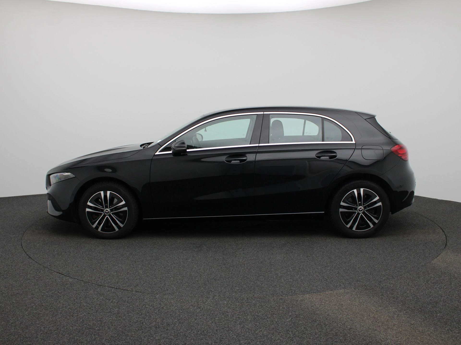 Mercedes-Benz-Classe A-image-3