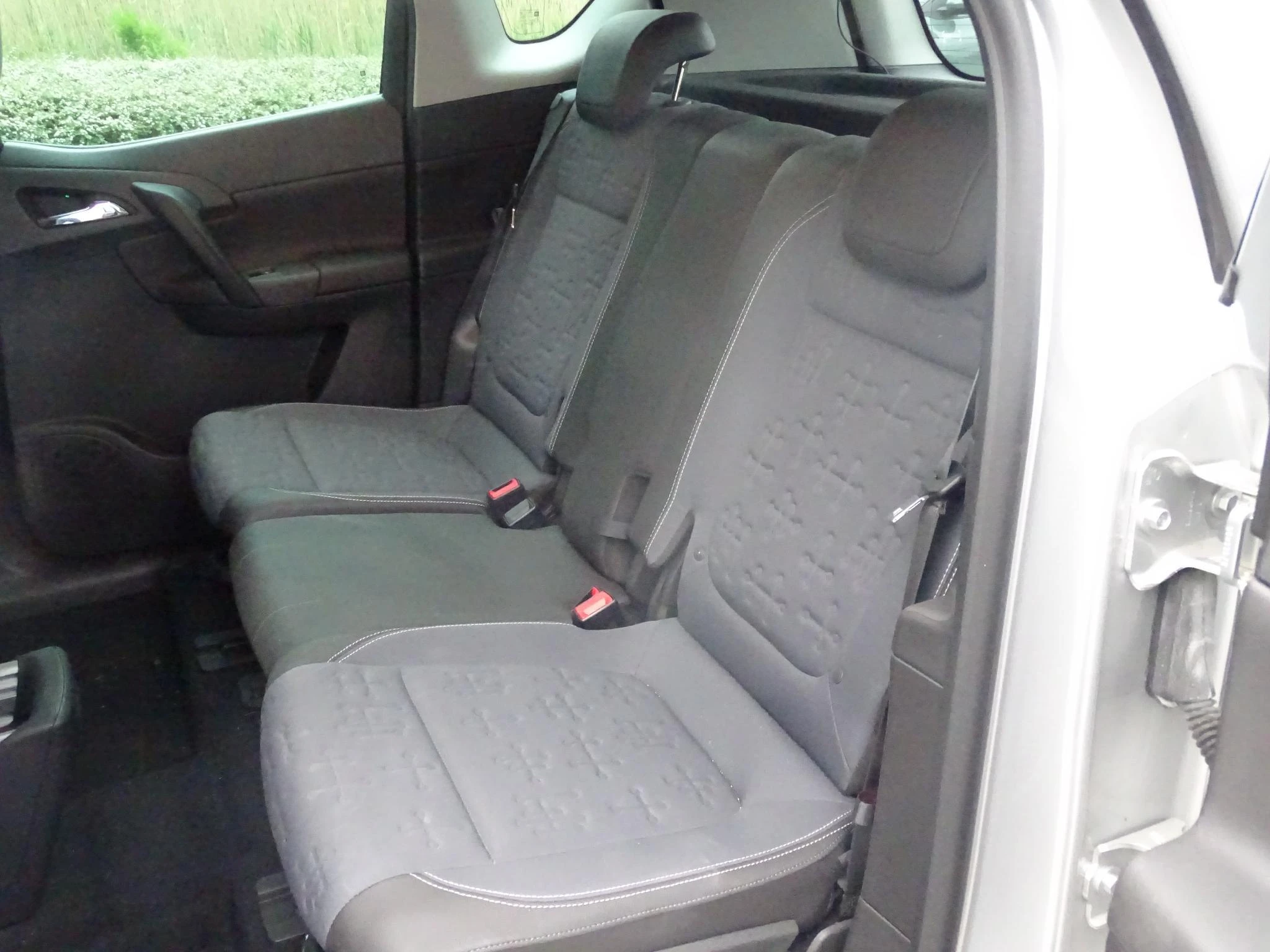Opel-Meriva-image-14