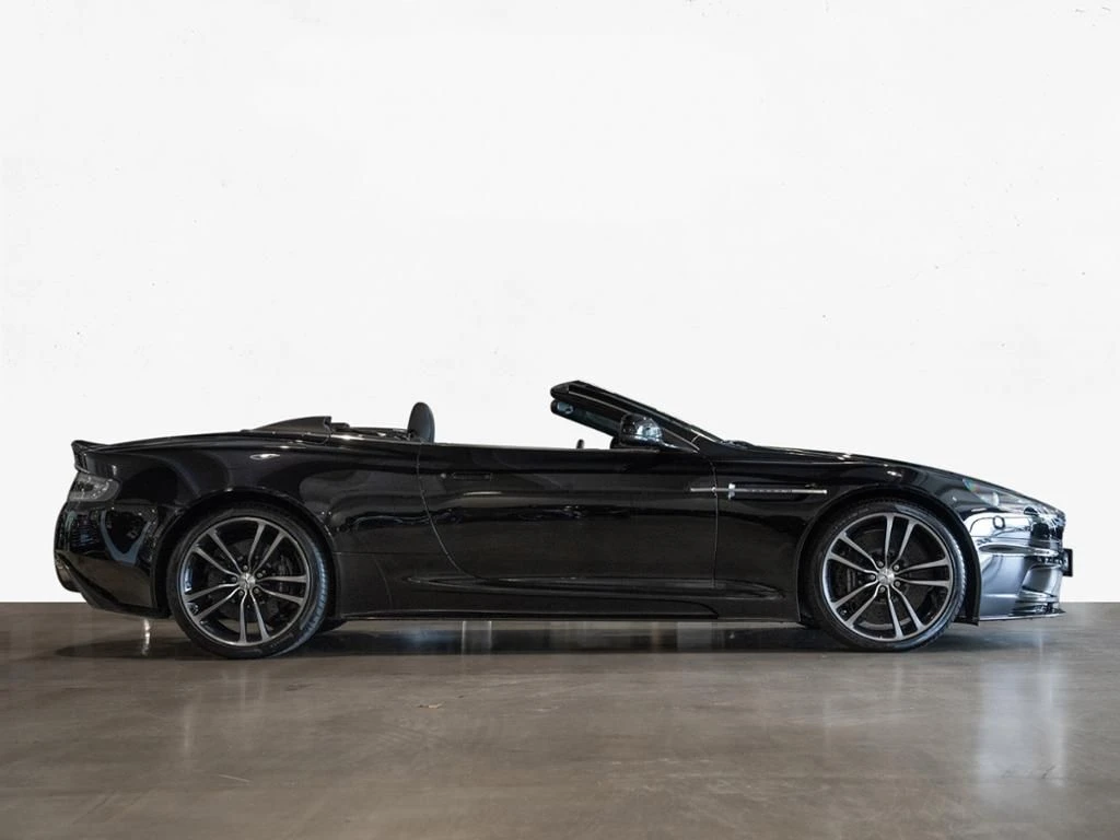 Aston Martin-DBS-image-13
