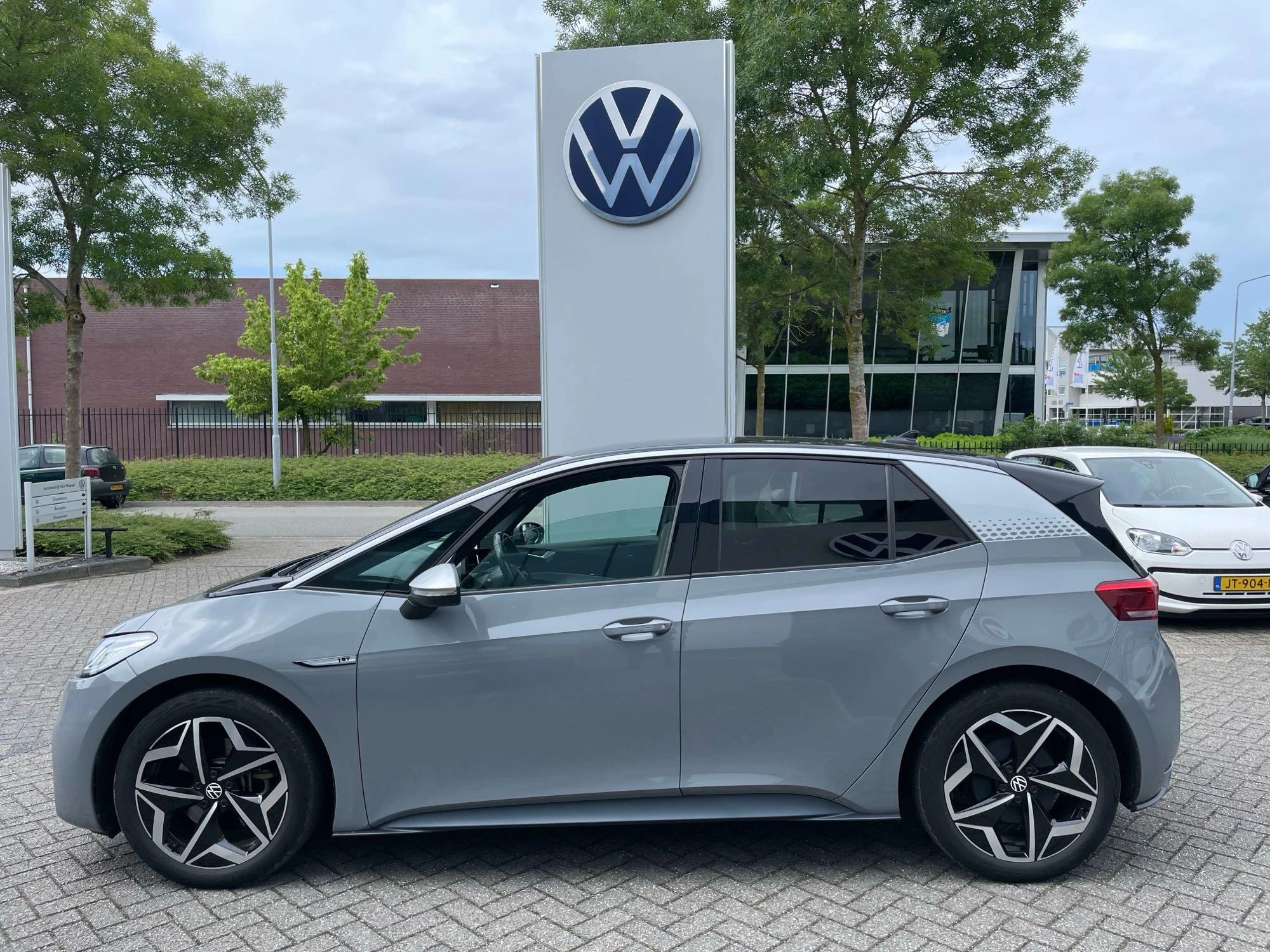 Volkswagen-ID.3-image-1