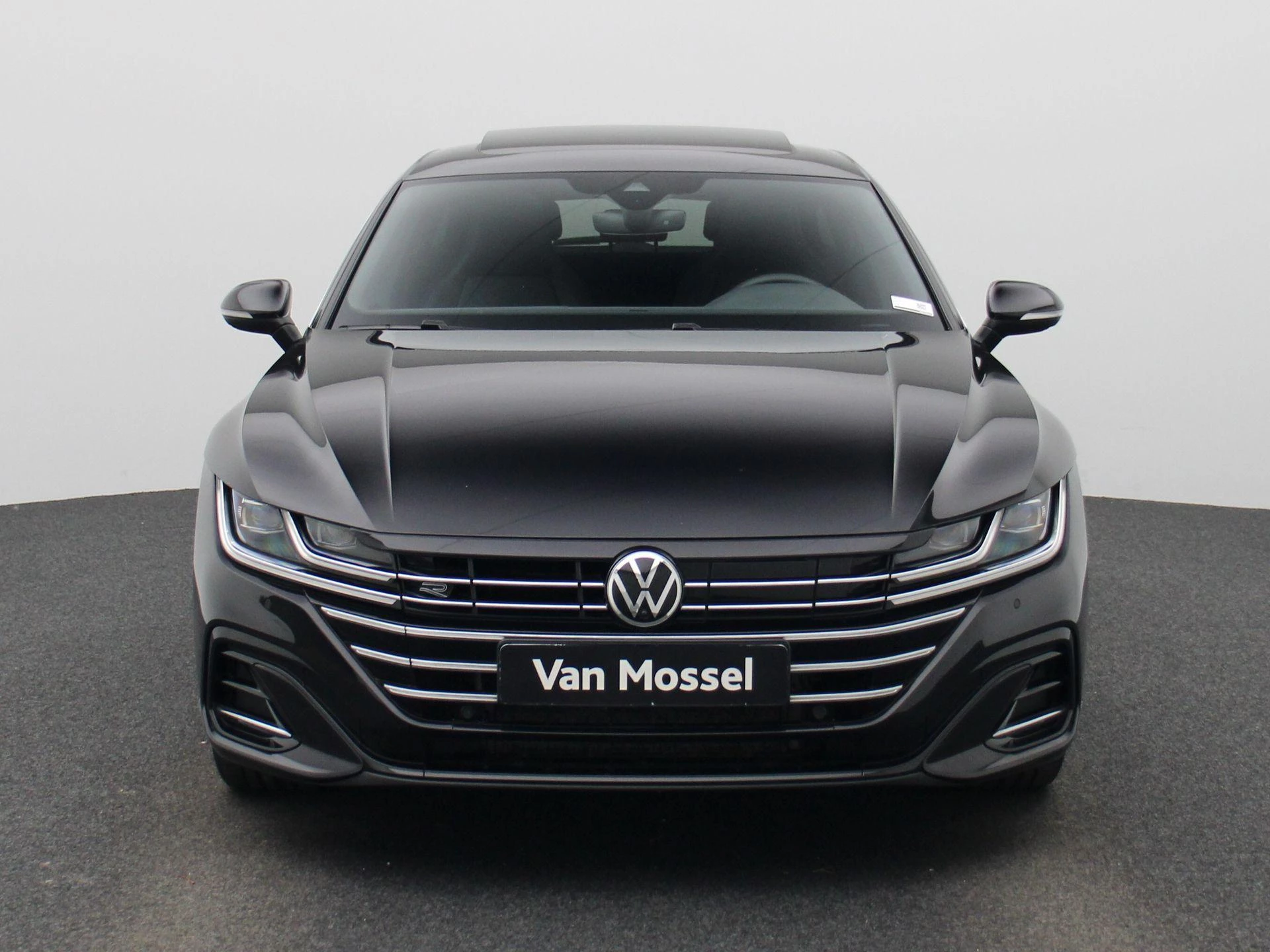 Volkswagen-Arteon-image-2