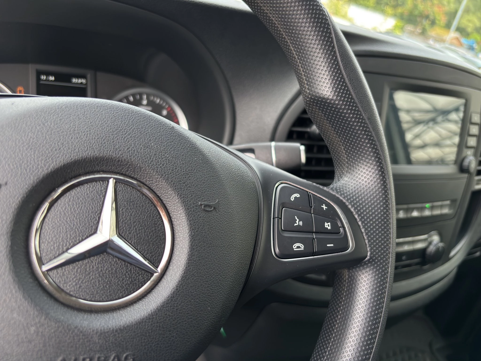Mercedes-Benz Vito Mixto 114 CDI RWD