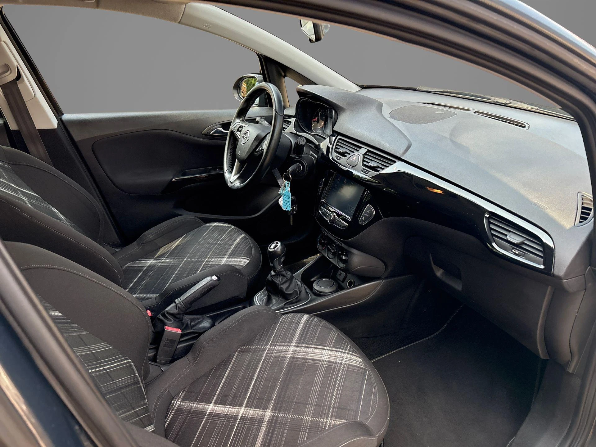 Opel Corsa 1.4 Color Edition