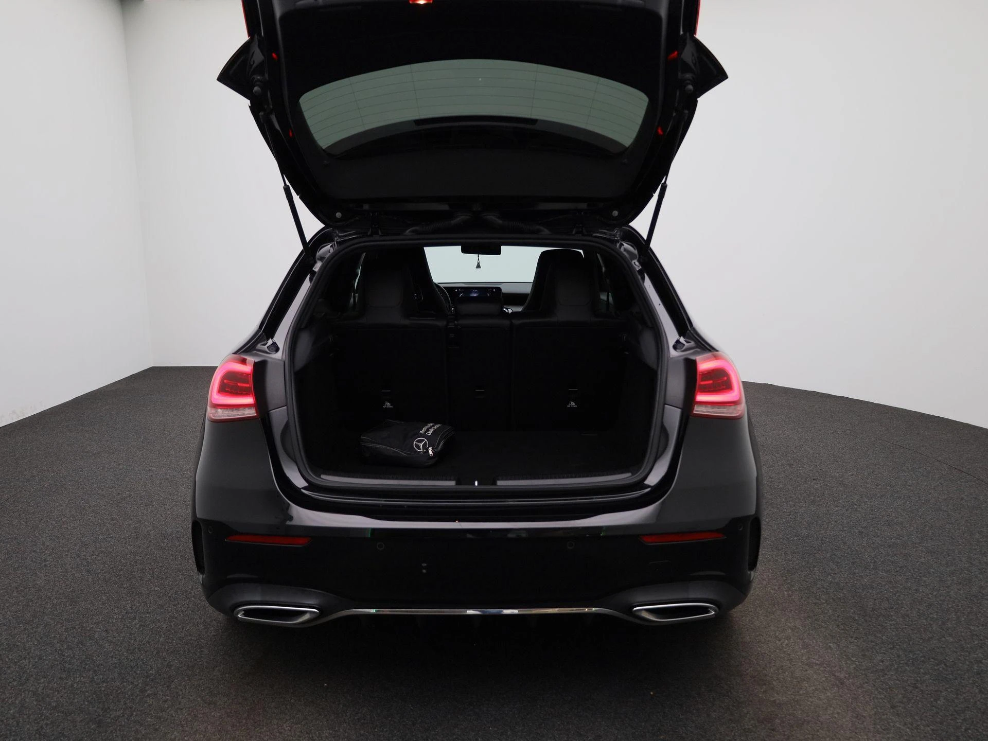 Mercedes-Benz-A-Klasse-image-10