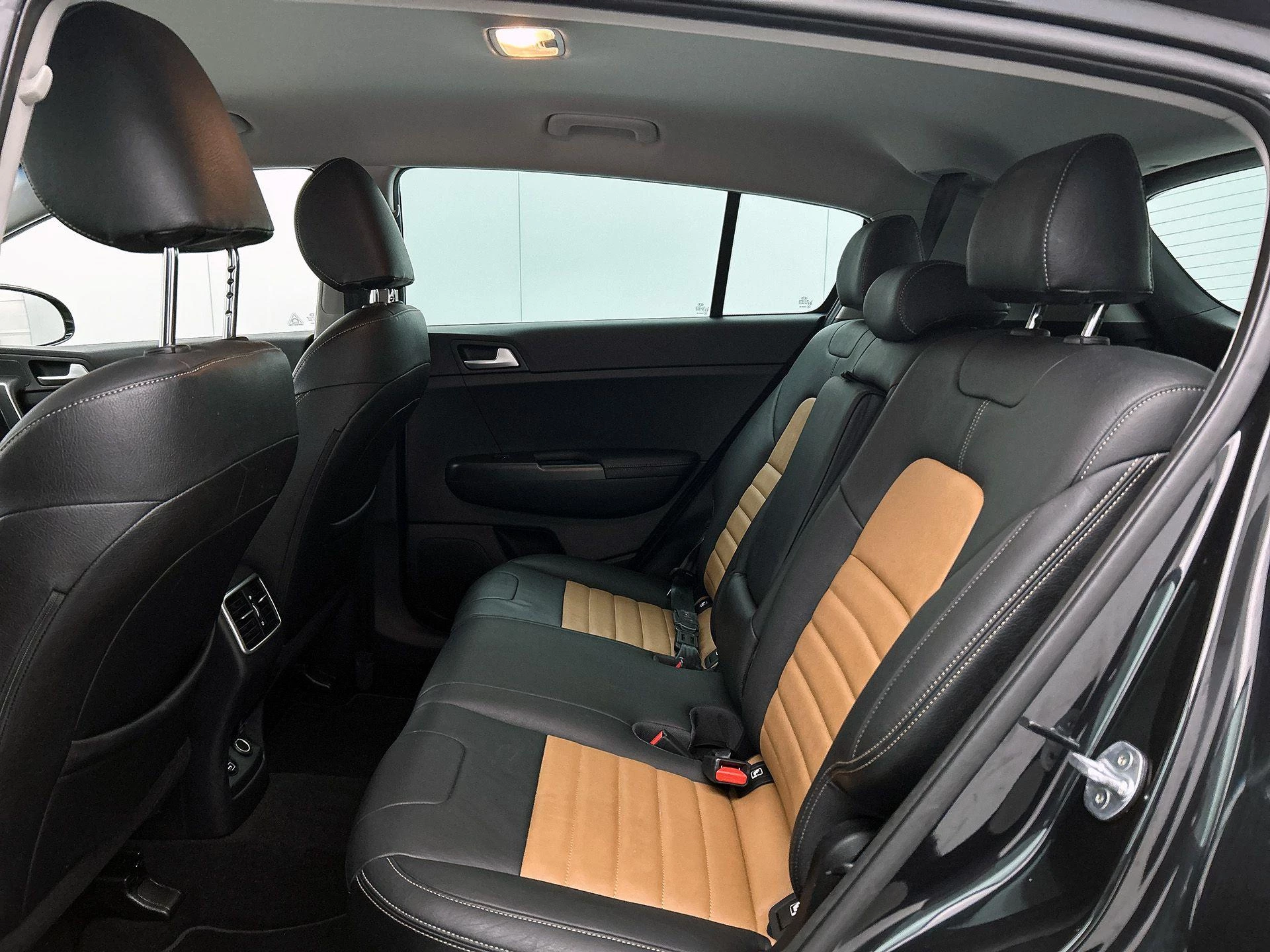 Kia-Sportage-image-25