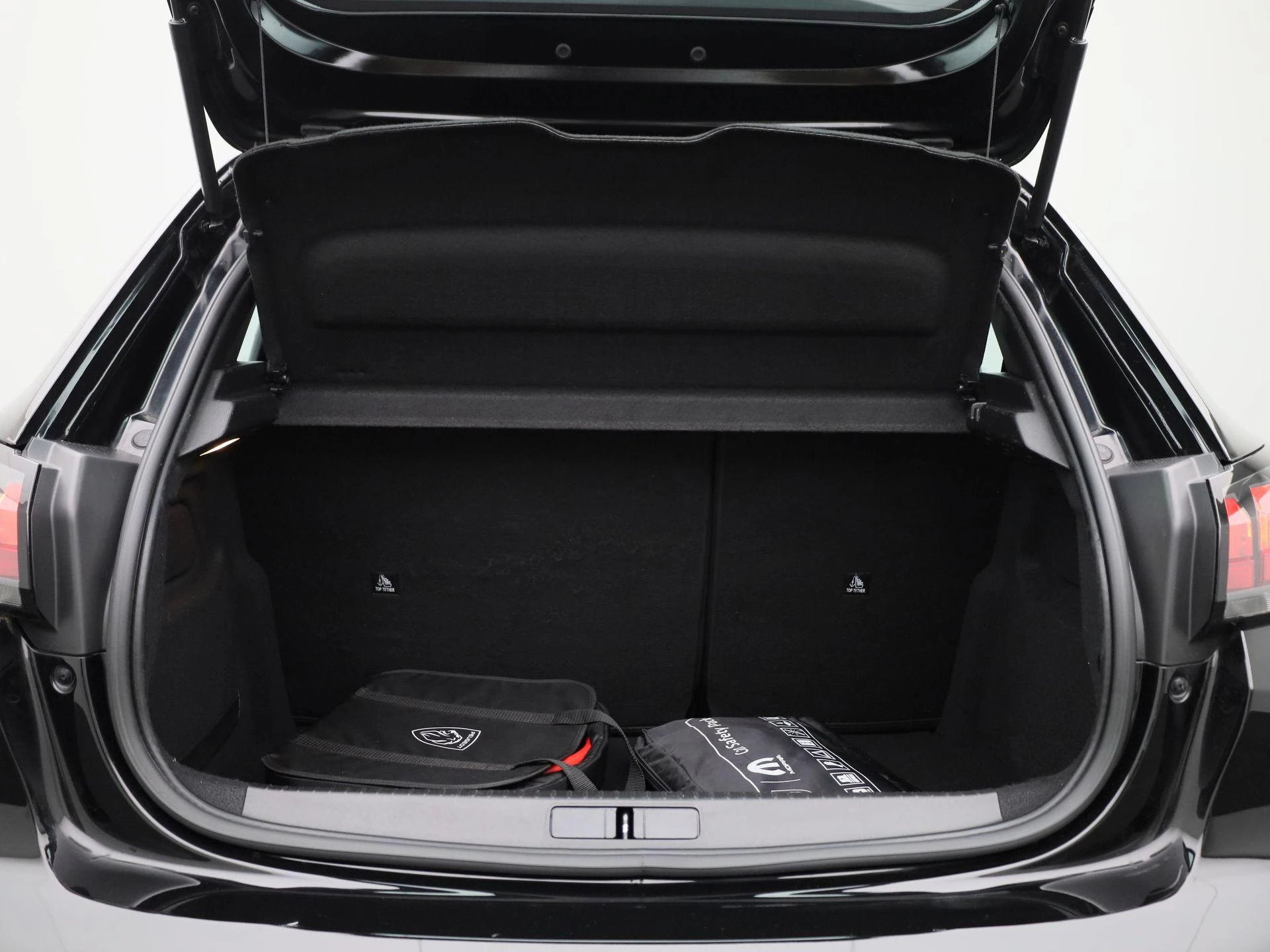 Peugeot e-208 EV Active Pack 50 kWh