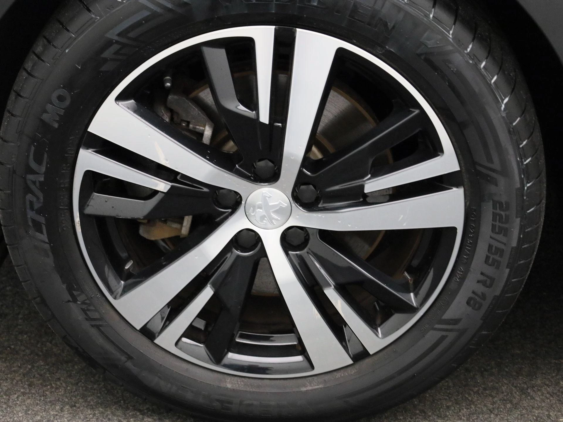 Peugeot 3008 1.6 HYBRID4 300 e-Auto8 GT