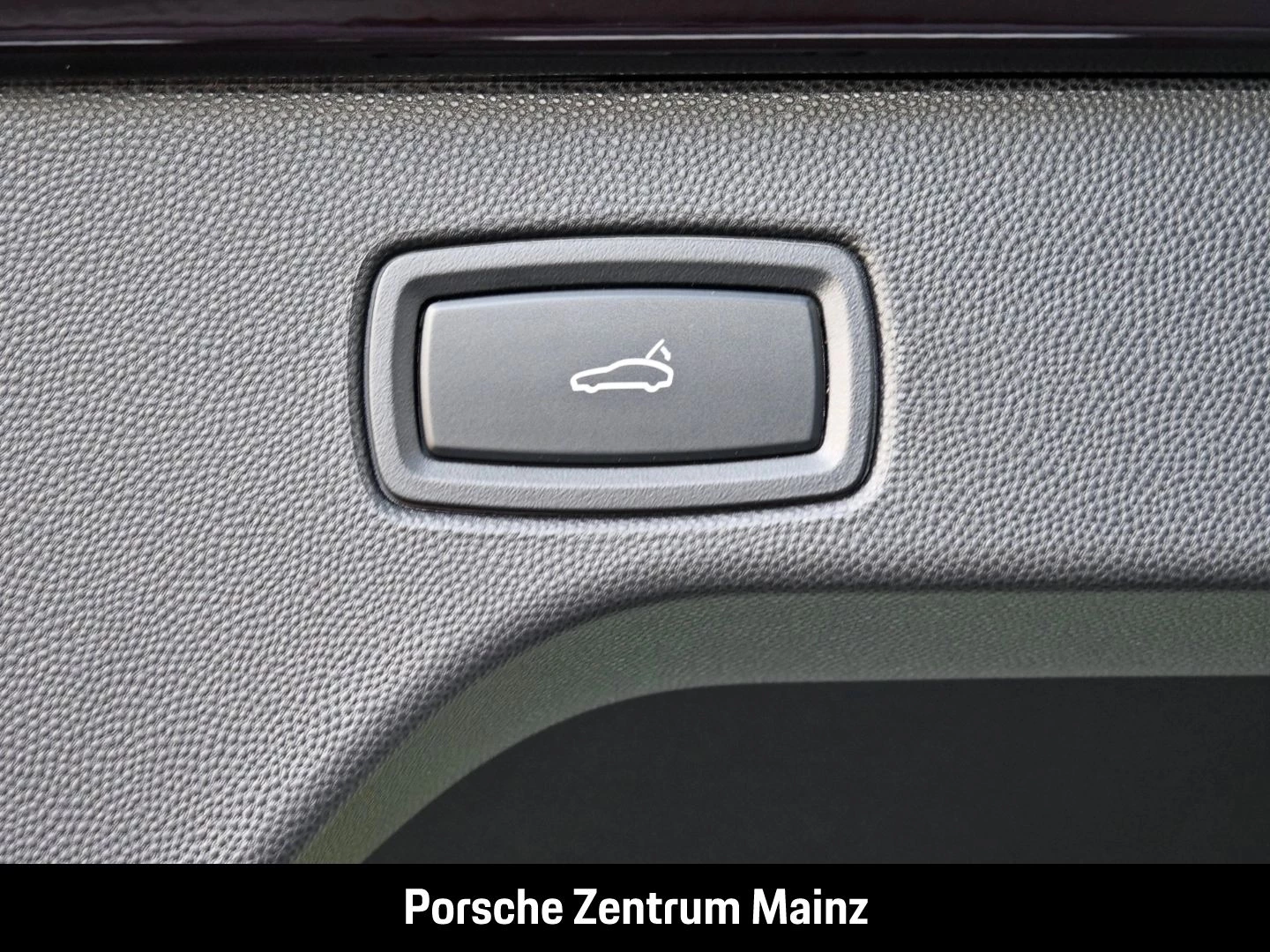 Porsche Macan 4 Surround-View Luftfederung Sitzbelüftung -