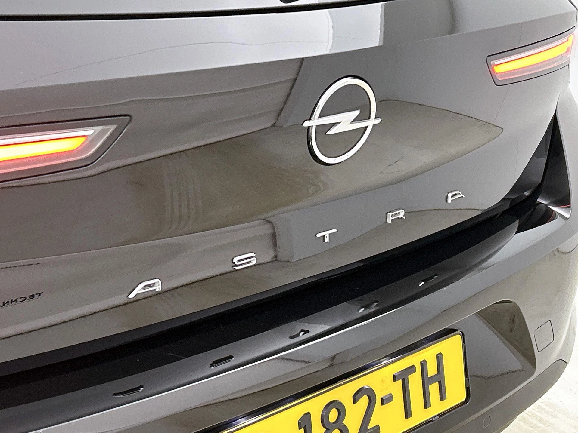 Opel-Astra-image-27