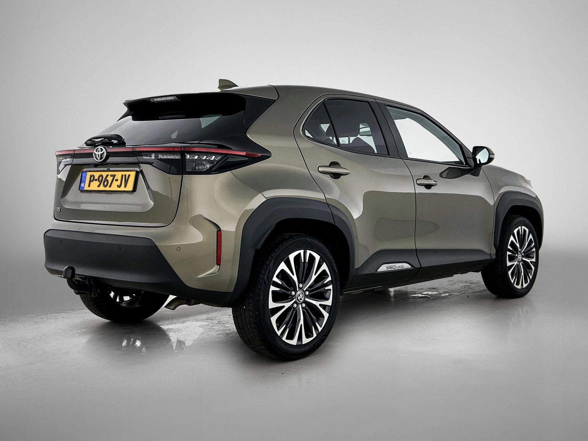 Toyota-Yaris Cross-image-3